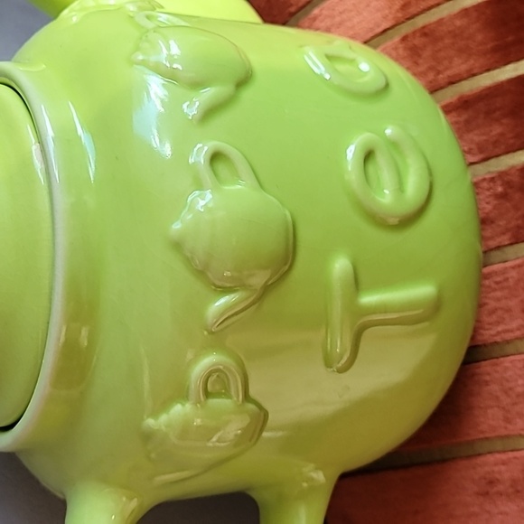 BRAT Vintage Teapot - Picture 2 of 16